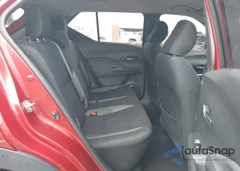 2018 Nissan Kicks Sv z USA, uszkodzony, nr VIN 3N1CP5CU0JL525071